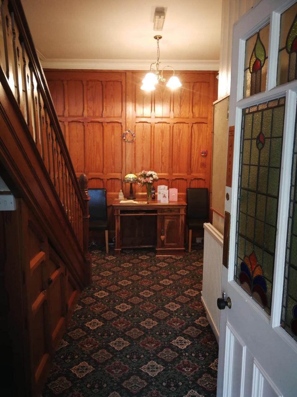 The Grove Bed and Breakfast Whitby Eksteriør billede